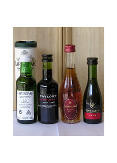 라프로익10년, 테일러포트, 까뮤VSOP, 레미마틴VSOP